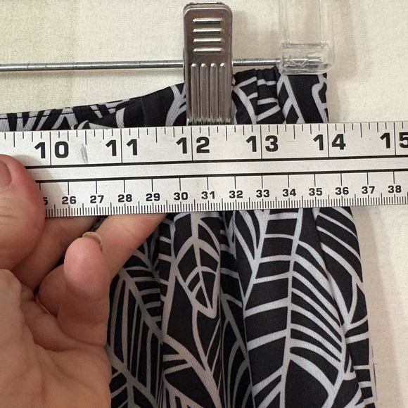 Lululemon Drawstring Pant 🌵 - Picture 6 of 7